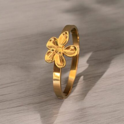 GOLD FLOWER BRACELET - BR10003